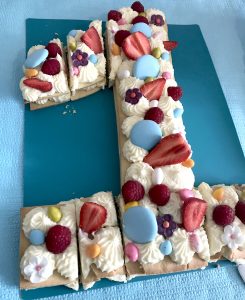 1 Number Cake Pour Ses 1 An Un Bebe Ca Change La Vie 1 Number Cake Pour Ses 1 An Un Bebe Ca Change La Vie